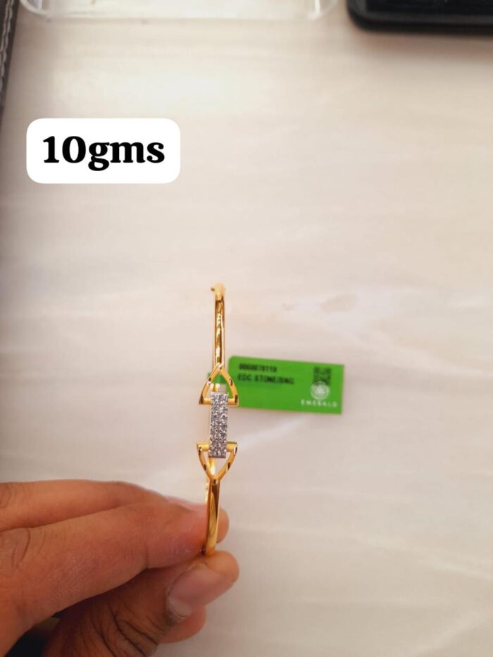 DM Jewellers 21 - Image 1